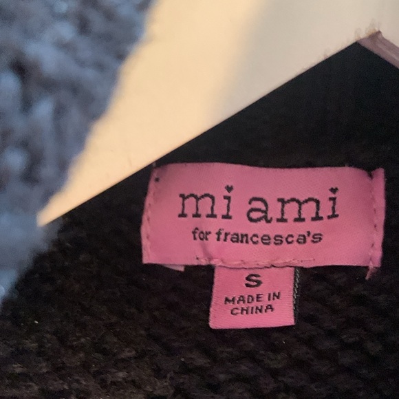 Francesca’s sweater - Picture 6 of 7